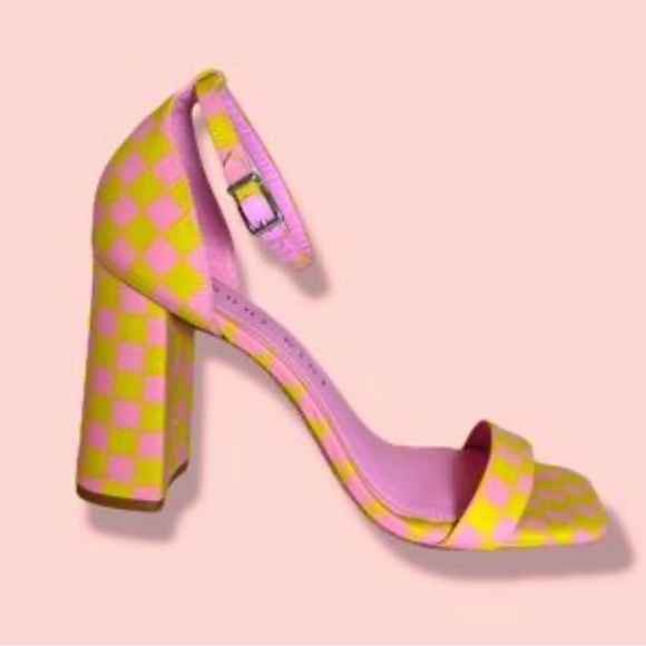 Gianni Bini Pink and Yellow Polka Dot Heels - Picture 1 of 13